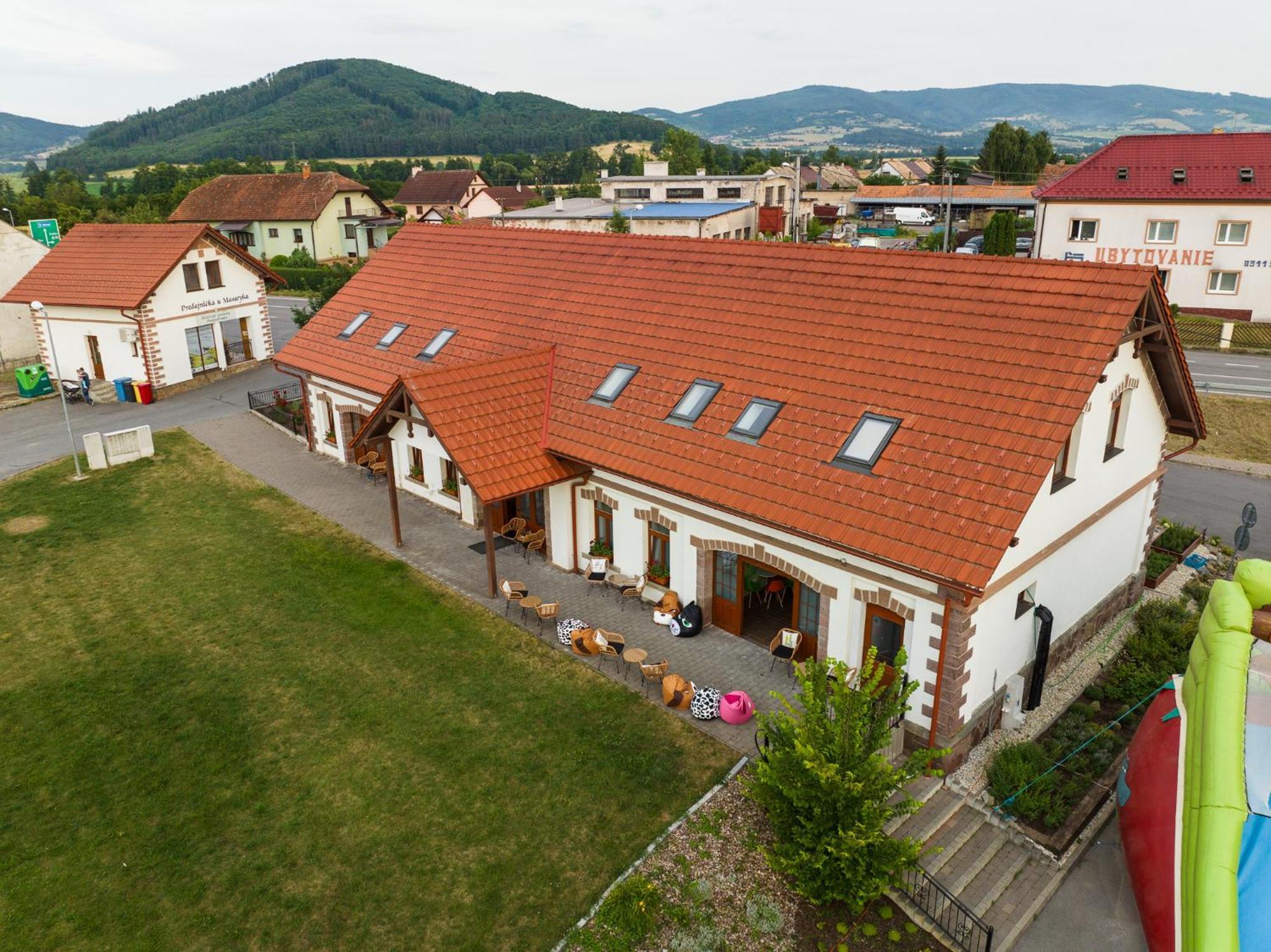 Masarykov Dvor 3* Pstrusa