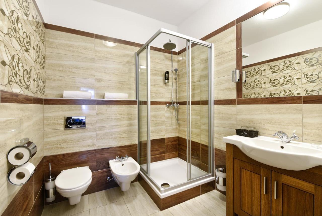 Masarykov Dvor 3*