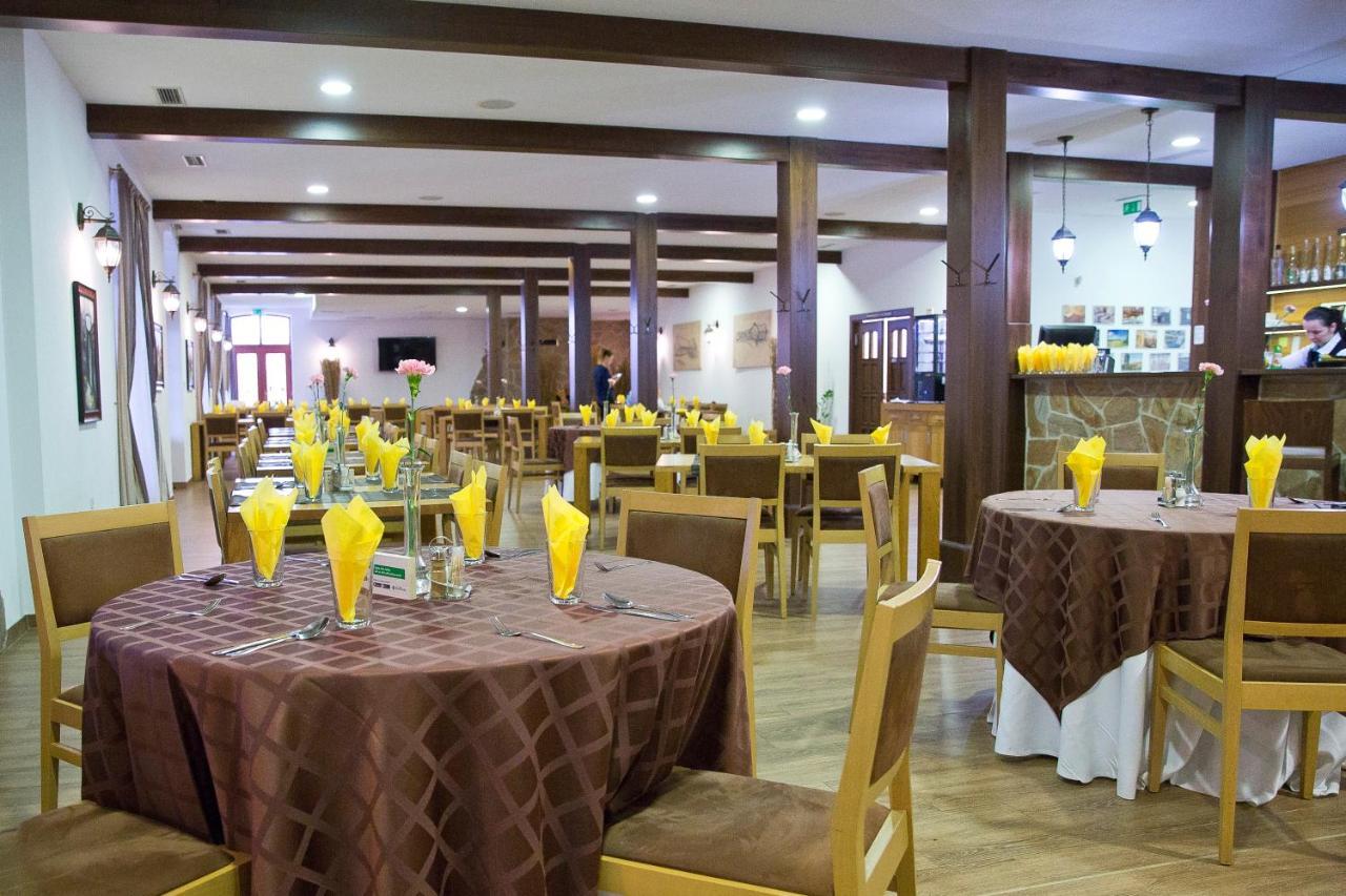 Hotel Masarykov Dvor Pstrusa